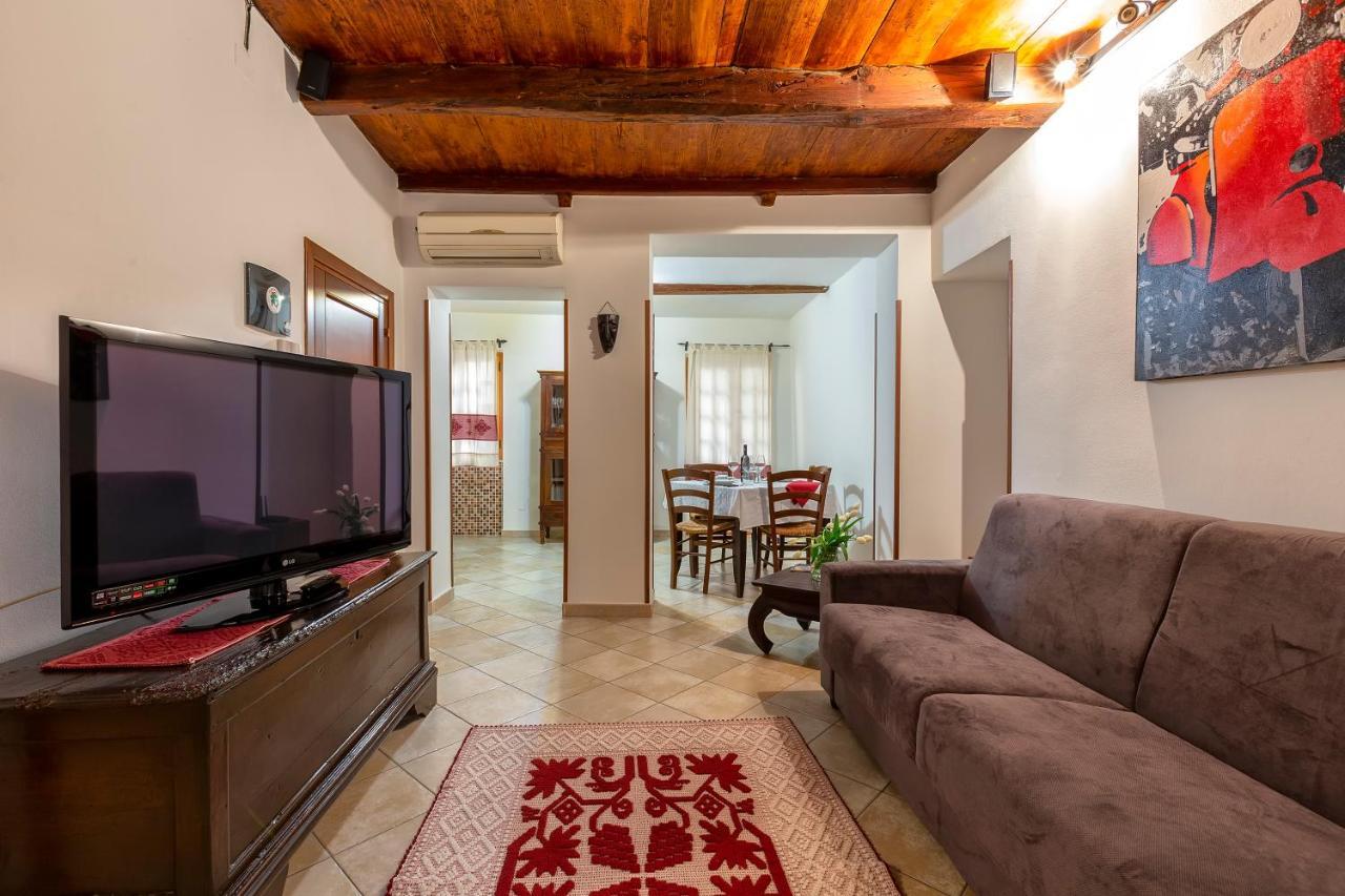 Nonno Efisio Apartment Old Town Alghero Exterior foto